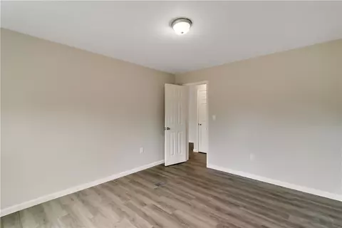 252 Earle Rd, Central, SC 29630 photo 14