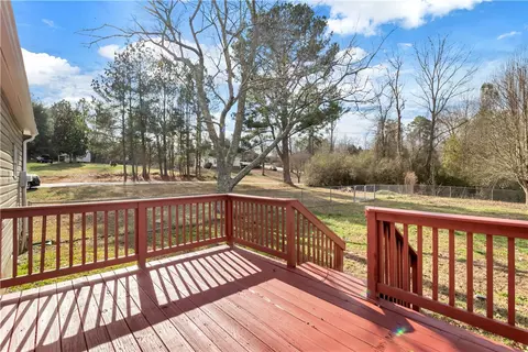 252 Earle Rd, Central, SC 29630 photo 17