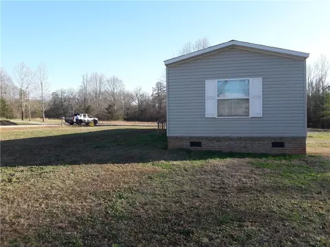116 Pendleton Woods Cir, Central, SC 29630 photo 5