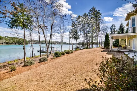 426 E Waterside Dr, Seneca, SC 29672 photo 45