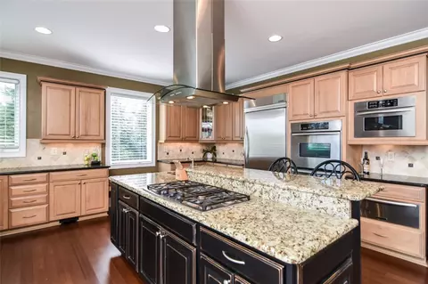 426 E Waterside Dr, Seneca, SC 29672 photo 14