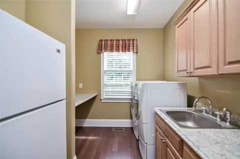 426 E Waterside Dr, Seneca, SC 29672 photo 18