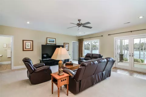 426 E Waterside Dr, Seneca, SC 29672 photo 31