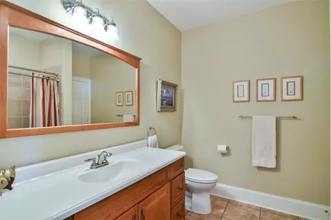 426 E Waterside Dr, Seneca, SC 29672 photo 37