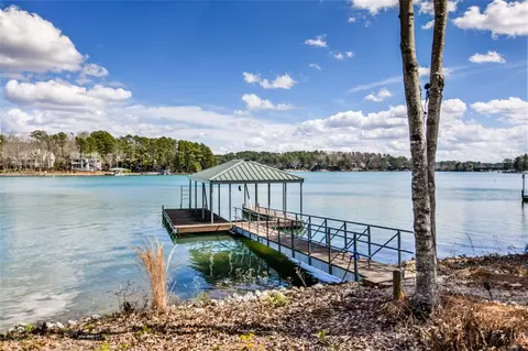 426 E Waterside Dr, Seneca, SC 29672 photo 21