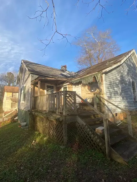 206 Cox St, Honea Path, SC 29654 photo 4