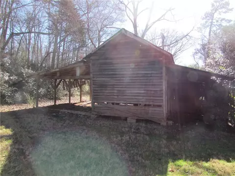 307 Hampton Ave, Pickens, SC 29671 photo 32