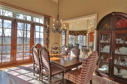 528 S Point Blvd, Sunset, SC 29685 photo 12