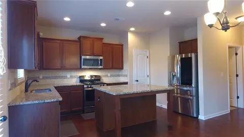 145 Haverhill Ln, Easley, SC 29642 photo 11
