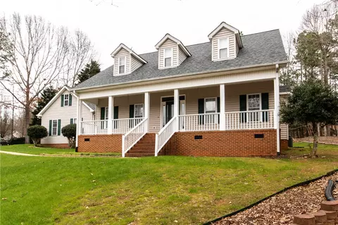 307 Brookstone Way, Central, SC 29630 photo 3