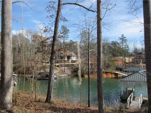 515 Pointe West Dr, Seneca, SC 29672 photo 8