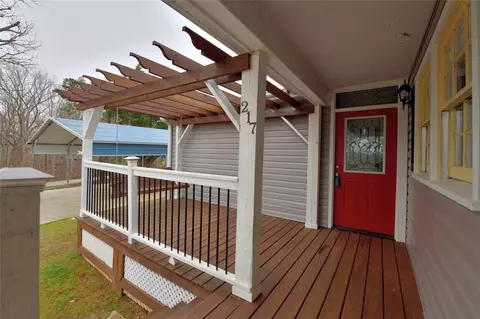 217 E Capewood Ave, Seneca, SC 29678 photo 3