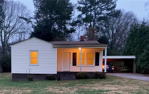 1717 E Park Dr, Anderson, SC 29621 photo 1
