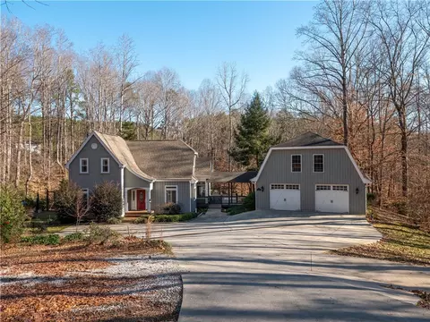 111 Delphi Dr, Seneca, SC 29672 photo 1