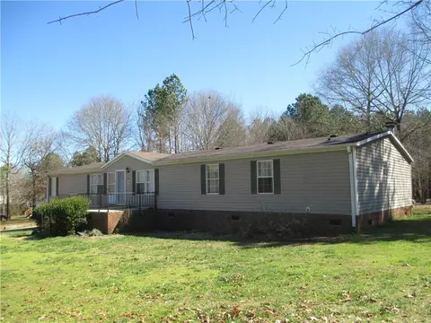 110 Los Cabos Ln, Pendleton, SC 29670 photo 2