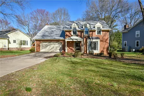 105 E Shefford St, Greer, SC 29650 photo 16