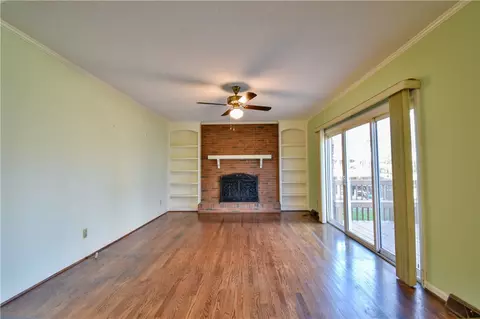 105 E Shefford St, Greer, SC 29650 photo 21