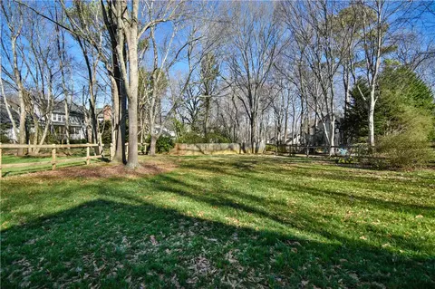 105 E Shefford St, Greer, SC 29650 photo 15