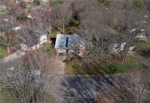 105 E Shefford St, Greer, SC 29650 photo 13