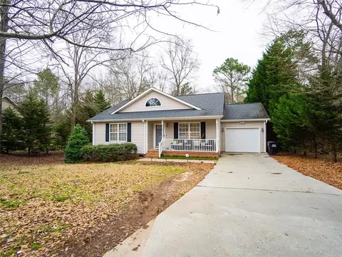 301 Maple Dr, Anderson, SC 29621 photo 2