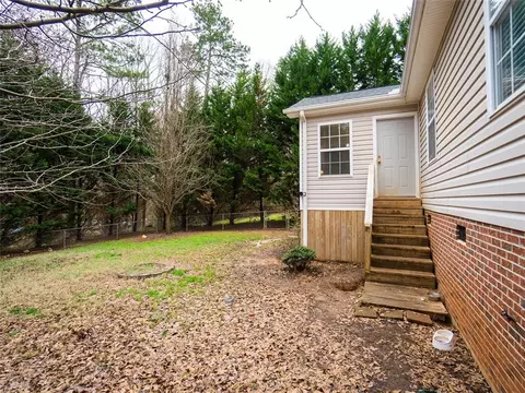 301 Maple Dr, Anderson, SC 29621 photo 9