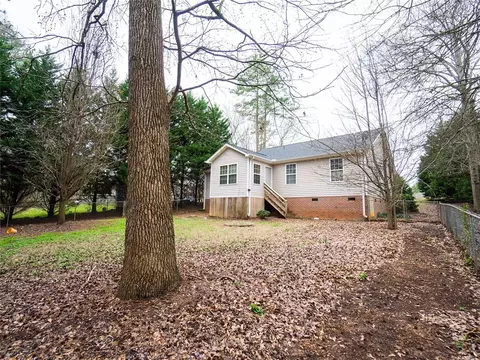 301 Maple Dr, Anderson, SC 29621 photo 6