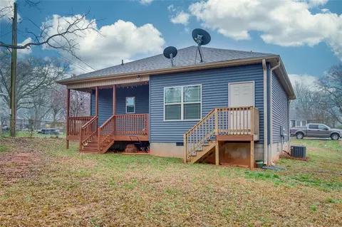 106 W 3rd Ave, Easley, SC 29640 photo 25