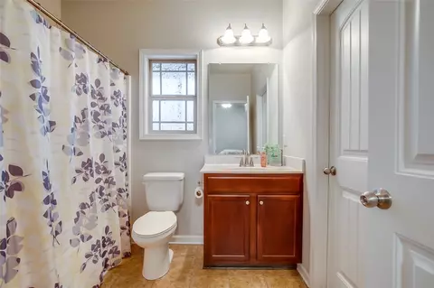 106 W 3rd Ave, Easley, SC 29640 photo 17