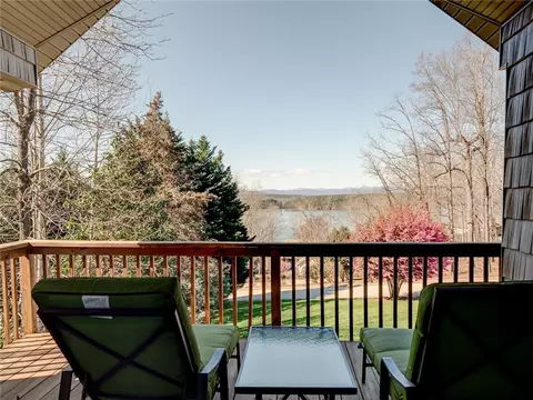 301 Falling Leaf Ct, Seneca, SC 29672 photo 10
