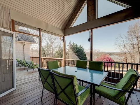 301 Falling Leaf Ct, Seneca, SC 29672 photo 6