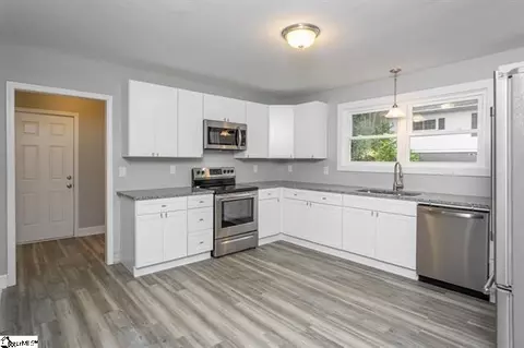 1810 Arial Rd, Easley, SC 29640 photo 3