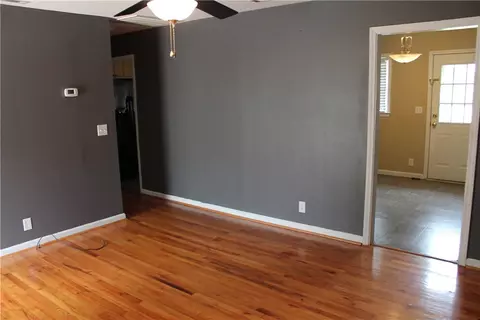 111 Calhoun Ave, Pendleton, SC 29670 photo 3