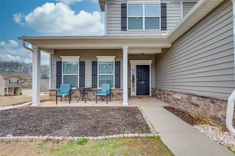 203 Shale Dr, Easley, SC 29642 photo 4