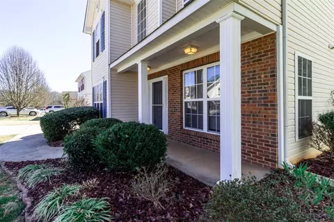 200 Brenley Ln, Easley, SC 29642 photo 9