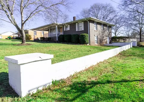 9 Tasha Dr, West Pelzer, SC 29669 photo 8