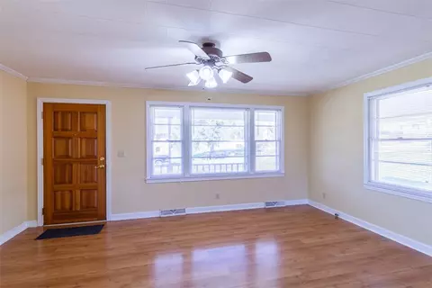 9 Tasha Dr, West Pelzer, SC 29669 photo 5