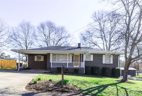 9 Tasha Dr, West Pelzer, SC 29669 photo 1