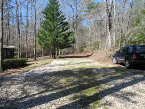 137 Ellenburg Ln, Sunset, SC 29685 photo 5