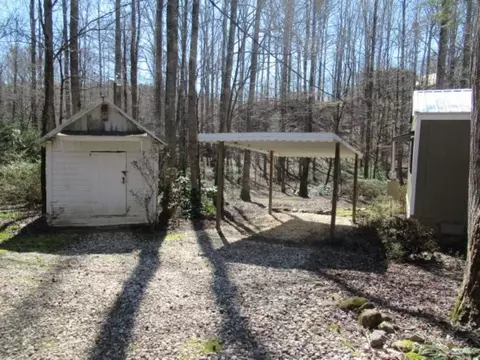 137 Ellenburg Ln, Sunset, SC 29685 photo 6