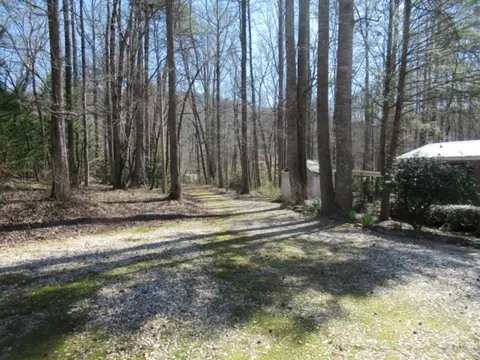 137 Ellenburg Ln, Sunset, SC 29685 photo 3