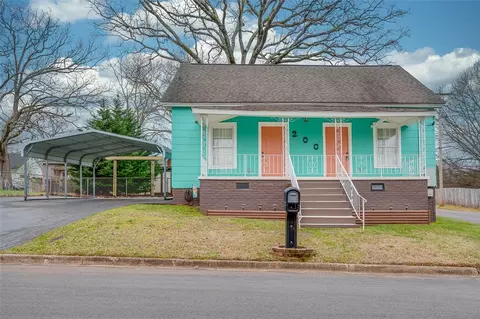 200 S 3rd St, Easley, SC 29640 photo 1