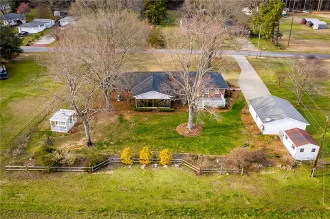233 Gray Dr, Williamston, SC 29697 photo 40