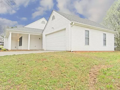237 Springfield Cir, Easley, SC 29642 photo 4