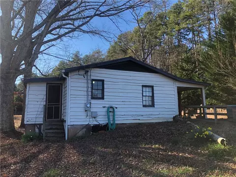 203 Webb Ln, Walhalla, SC 29691 photo 17