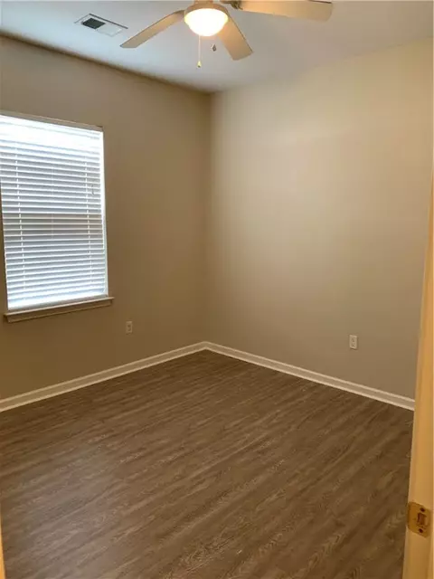 880 Louie Ln, Seneca, SC 29678 photo 6