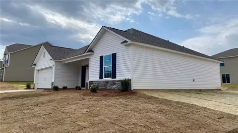 190 Sunny Point Loop, Central, SC 29630 photo 2