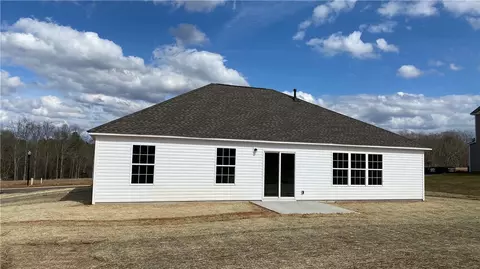 190 Sunny Point Loop, Central, SC 29630 photo 3