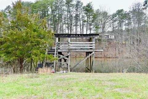 3626 Walhalla Hwy, Six Mile, SC 29682 photo 4