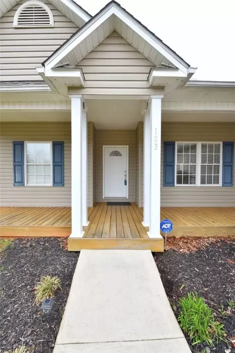 103 Falcons View Ct, Walhalla, SC 29691 photo 3