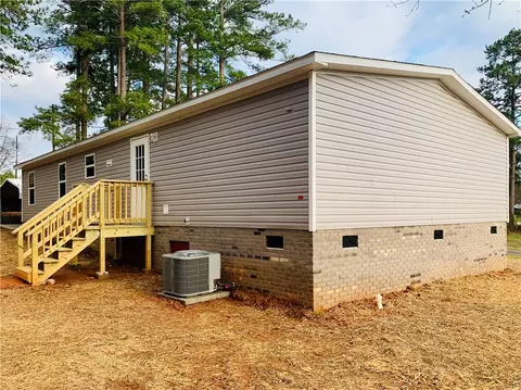 409 Simms School Rd, Central, SC 29630 photo 5